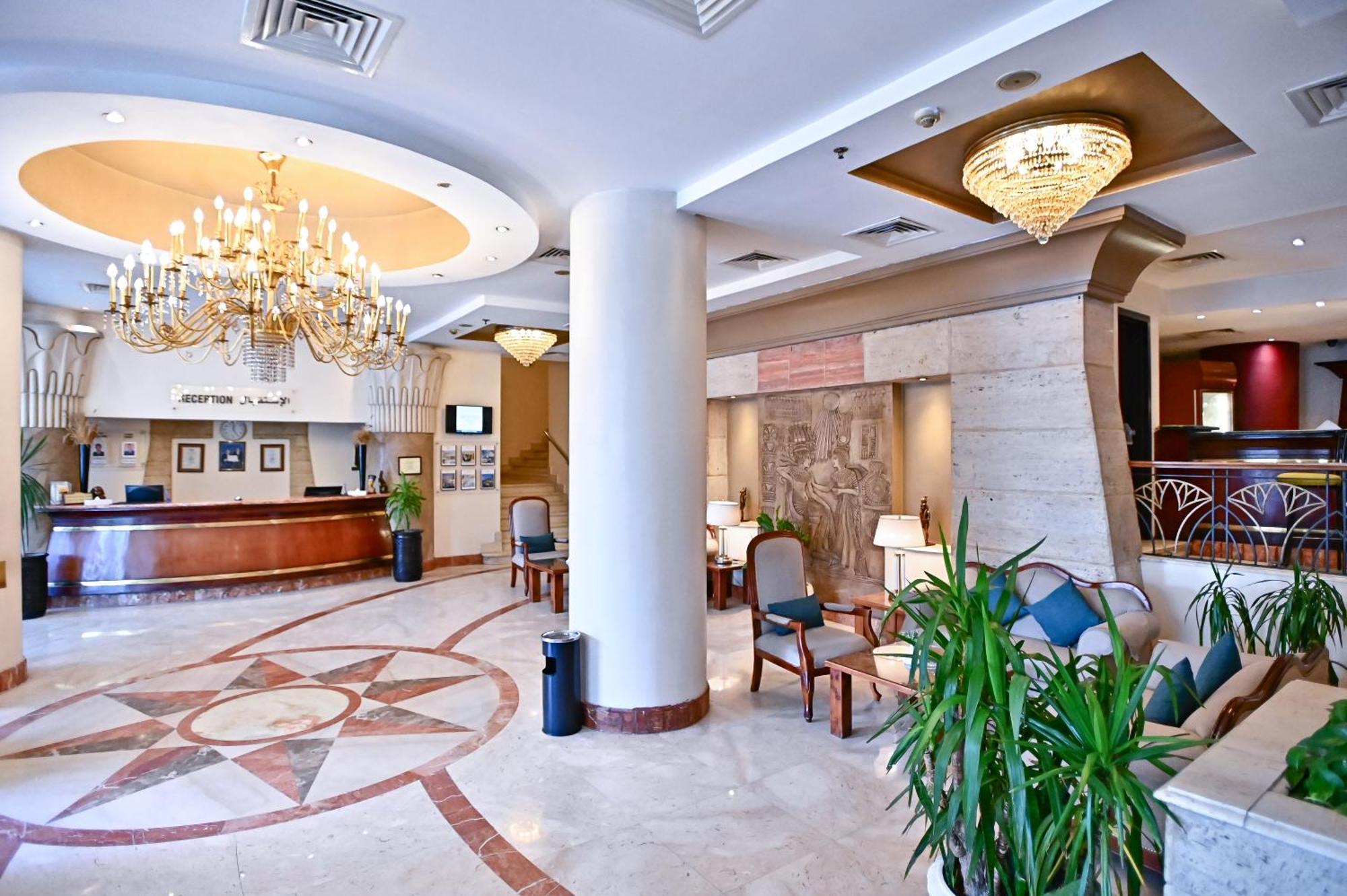 Swiss Inn Nile Hotel Giza Esterno foto