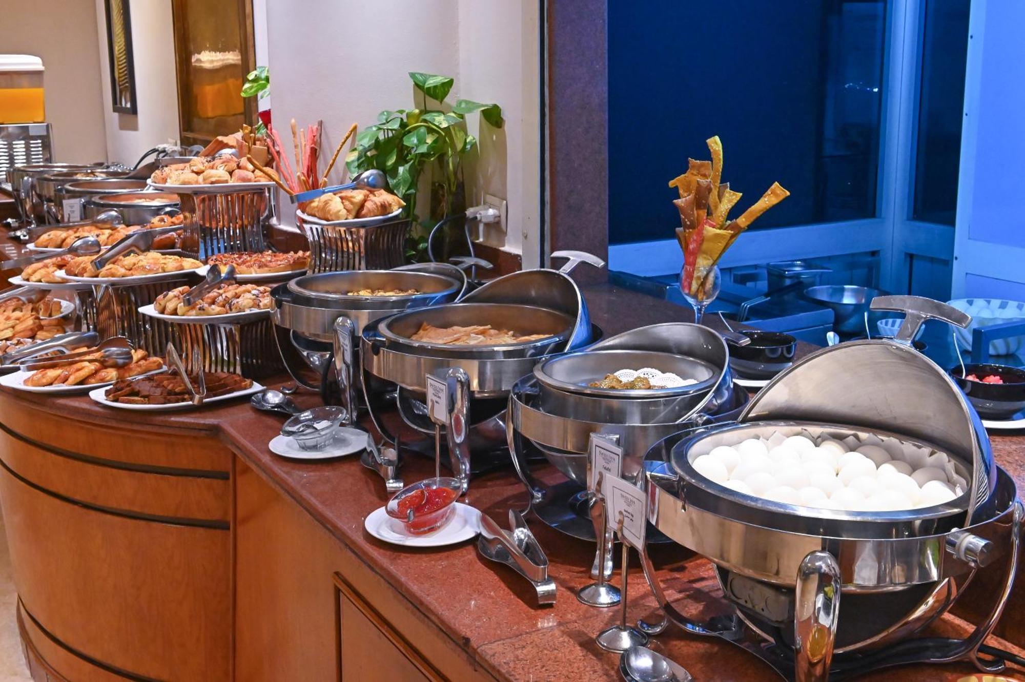 Swiss Inn Nile Hotel Giza Esterno foto